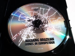 DVD Breaking Brazilian Bones In Europe Tour (Merda/Leptospirose)