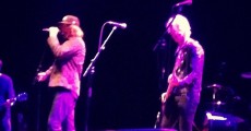 Mark Lanegan toca com Duff McKagan em evento beneficente