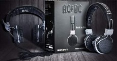 Empresa alemã lança fones de ouvido do AC/DC