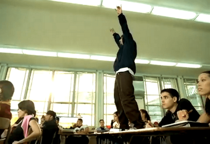 Deftones - Back To School (Dia do Estudante)
