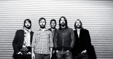 Foo Fighters: Dave Grohl diz que novo álbum não será “louco e sombrio como os do Radiohead”