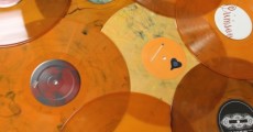 Alkaline Trio lança box com discografia completa em vinil