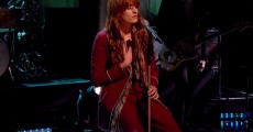 Florence and the Machine se apresenta em programa de TV