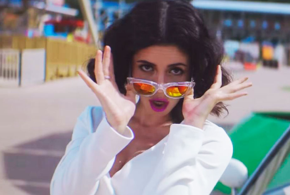 Marina and the Diamonds lança clipe de “Blue”