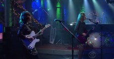 Sleater-Kinney toca no programa de Stephen Colbert