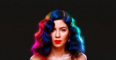 Marina and the Diamonds faz cover de clássico de Cyndi Lauper