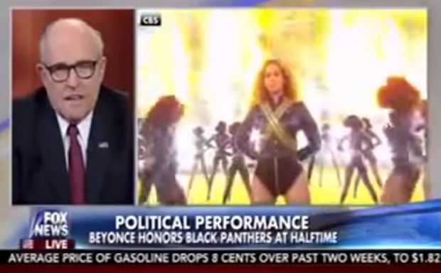 Rudolph Giuliani critica performance de Beyoncé no Super Bowl