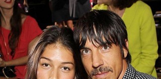 Anthony Kiedis e namorada que inspirou músicas do Red Hot Chili Peppers