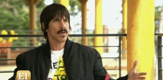 Anthony Kiedis (Red Hot Chili Peppers) em entrevista