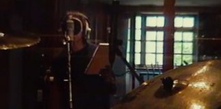 Liam Gallagher em estúdio