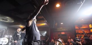 Phil Anselmo e gesto nazista em show
