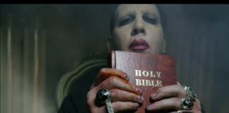 Marilyn Manson no clipe de Say10