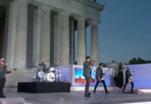 3 Doors Down no Lincoln Memorial em festa de Donald Trump