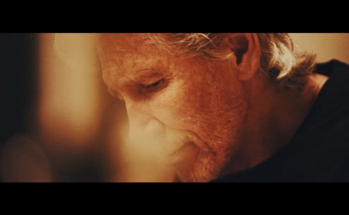 Roger Waters em trailer de novo disco