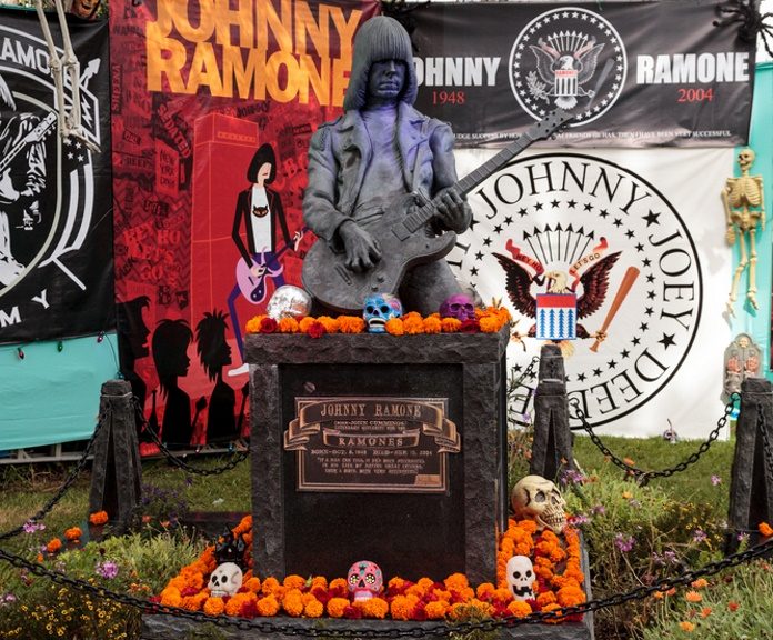 Johnny Ramone no Hollywood Forever Cemetery