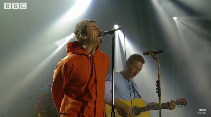 Liam Gallagher e Coldplay em Manchester