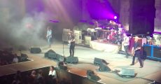 Foo Fighters toca inédita "Arrows" na Grécia
