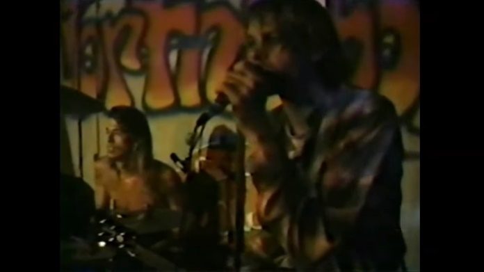 Primeiro show de Dave Grohl no Nirvana