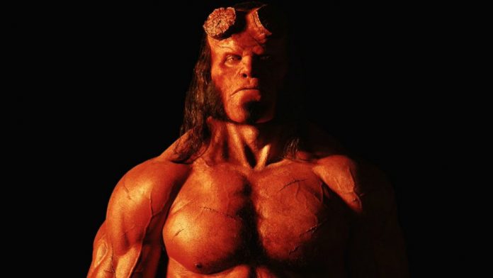 Sangue de Jesus tem poder nesse visu do David Harbour como Hellboy