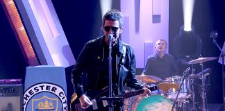 Noel Gallagher no programa de Jools Holland