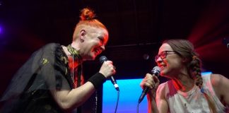 Shirley Manson e Fiona Apple cantam juntas em festival