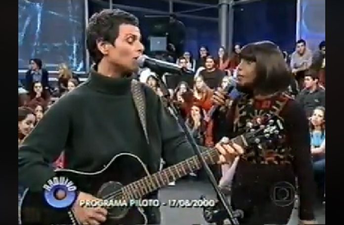 Cássia Eller e Elza Soares no Altas Horas em 2000