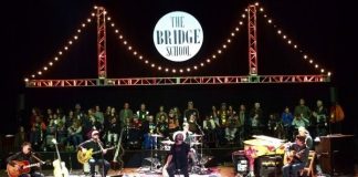 Pearl Jam no Bridge School Benefit