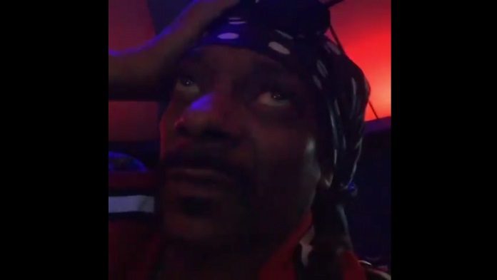 Snoop Dogg reagindo a Game of Thrones