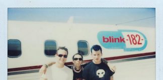 blink-182 (Mark Hoppus, Travis Barker e Tom DeLonge) em Enema of the State