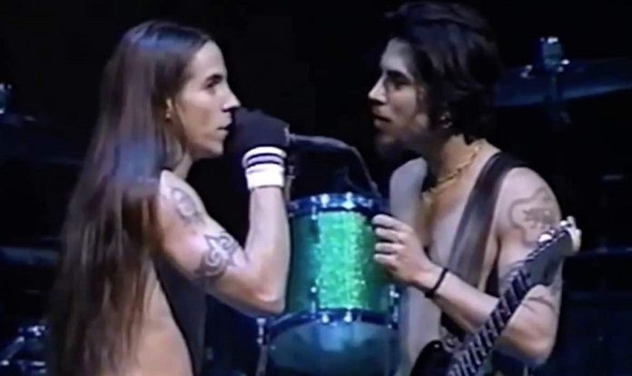 Anthony Kiedis e Dave Navarro Red Hot Chili Peppers