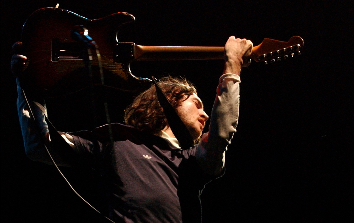 John Frusciante com o RHCP em 2002