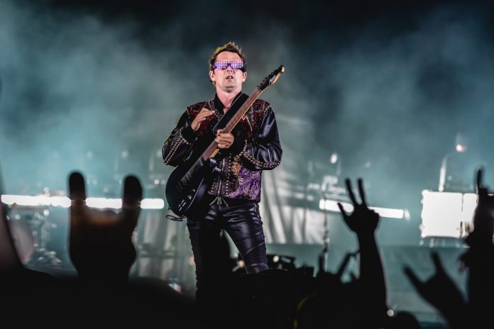 Matt Bellamy com o Muse no Rock In Rio 2019