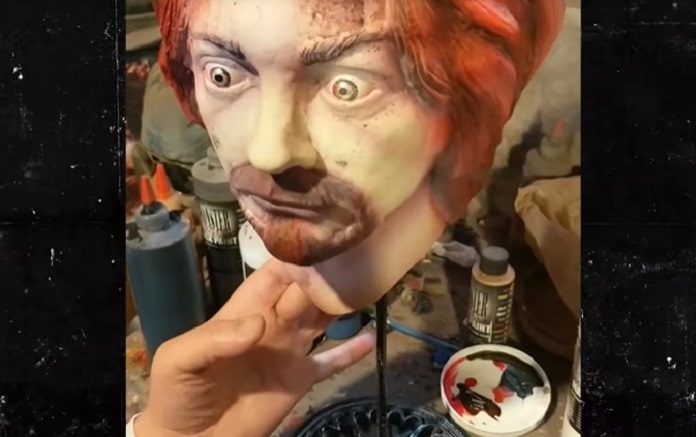 Charles Manson Máscara com cinzas