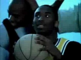 Kobe Bryant em comercial com Napalm Death
