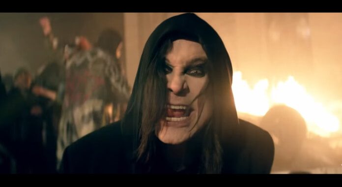 Ozzy Osbourne no clipe de Straight To Hell