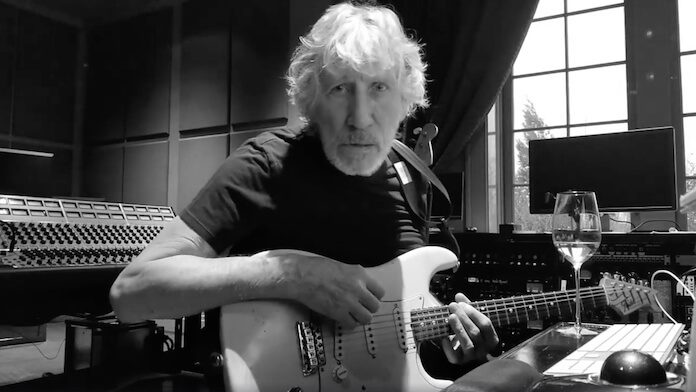 Roger Waters cantando Victor Jara