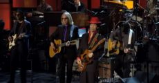 Prince, Tom Petty, Steve Winwood e mais em homenagem a George Harrison