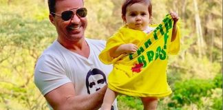 Eduardo Costa com camiseta de Jair Bolsonaro