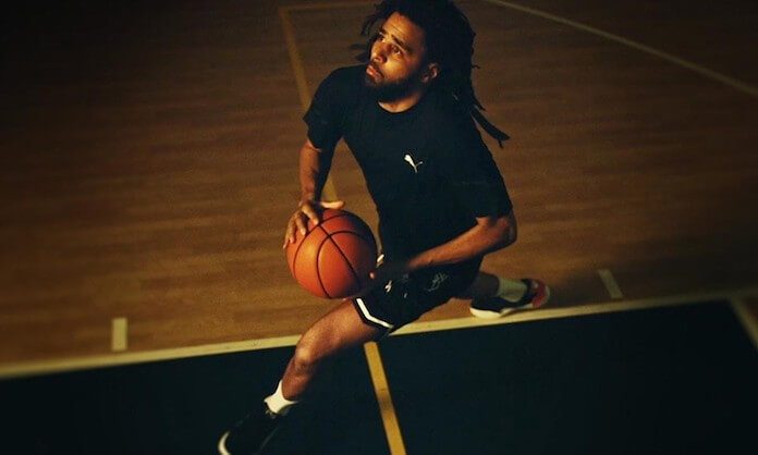 J Cole jogando basquete