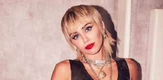 "Plastic Hearts" de Miley Cyrus fica no topo na parada de álbuns de rock dos EUA