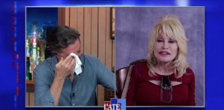 Dolly Parton no programa de Stephen Colbert