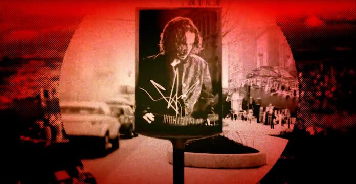 Chris Cornell em clipe para cover de John Lennon