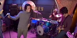 Stone Temple Pilots tocando Beatles