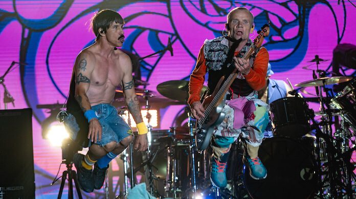 Flea e Anthony Kiedis, do Red Hot Chili Peppers