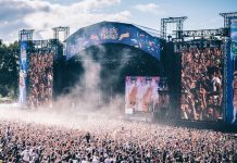 Governo francês determina limite de pessoas para festivais de música no verão de 2021