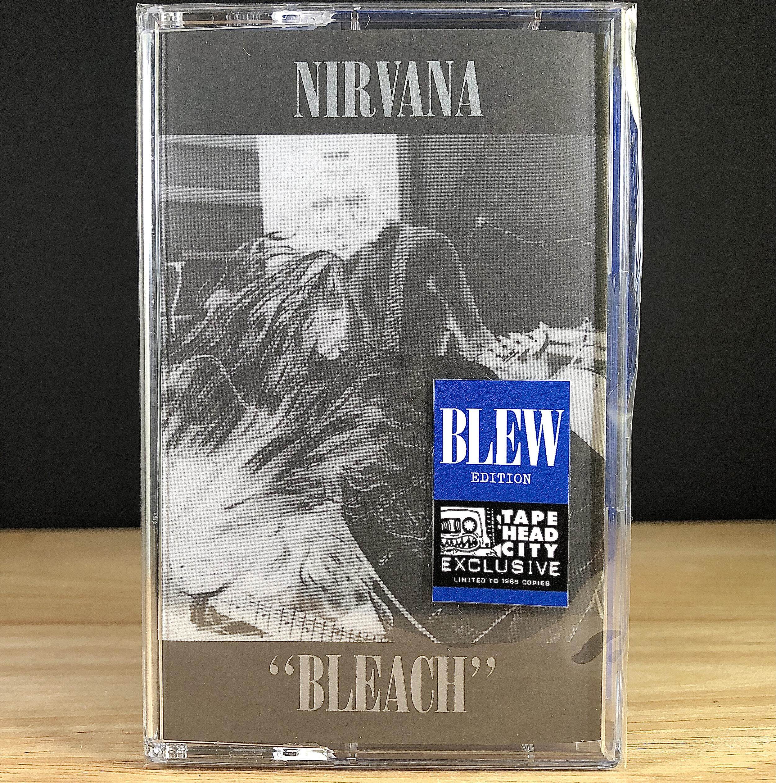 "Bleach", do Nirvana, em fita K7 azul
