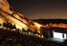 Anfiteatro Red Rocks, nos EUA, oferece vacina