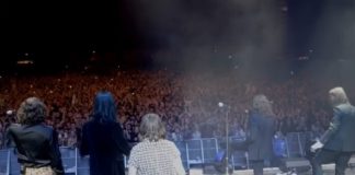 Banda toca Beatles em evento teste para 5 mil pessoas em Liverpool