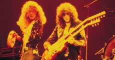 Robert Plant e Jimmy Page do Led Zeppelin em "Whole Lotta Love", eleito um dos melhores riffs de guitarra da história