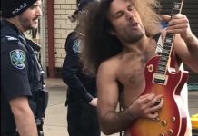 Guitarrista seminu Austrália